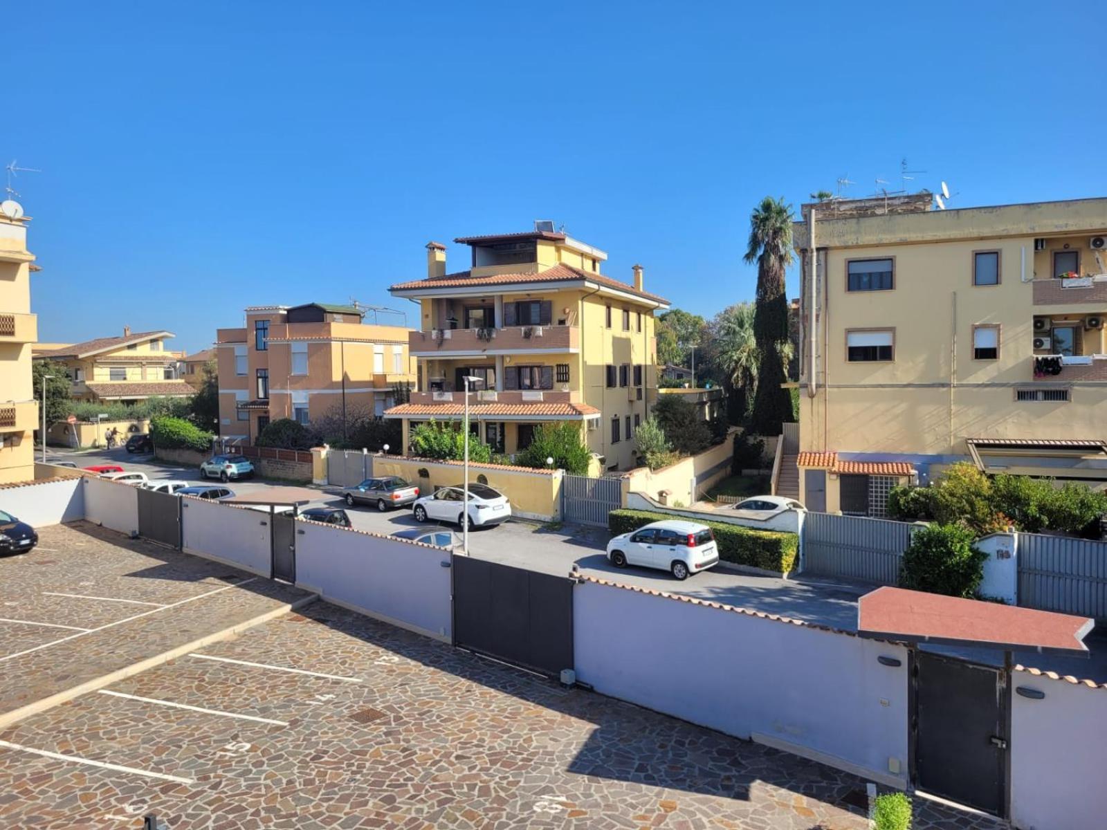 Diamond Suite Fiumicino Casa Vacanze Exterior foto